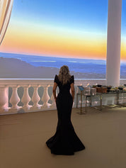 DRESS WITH A DEEP NECKLINE