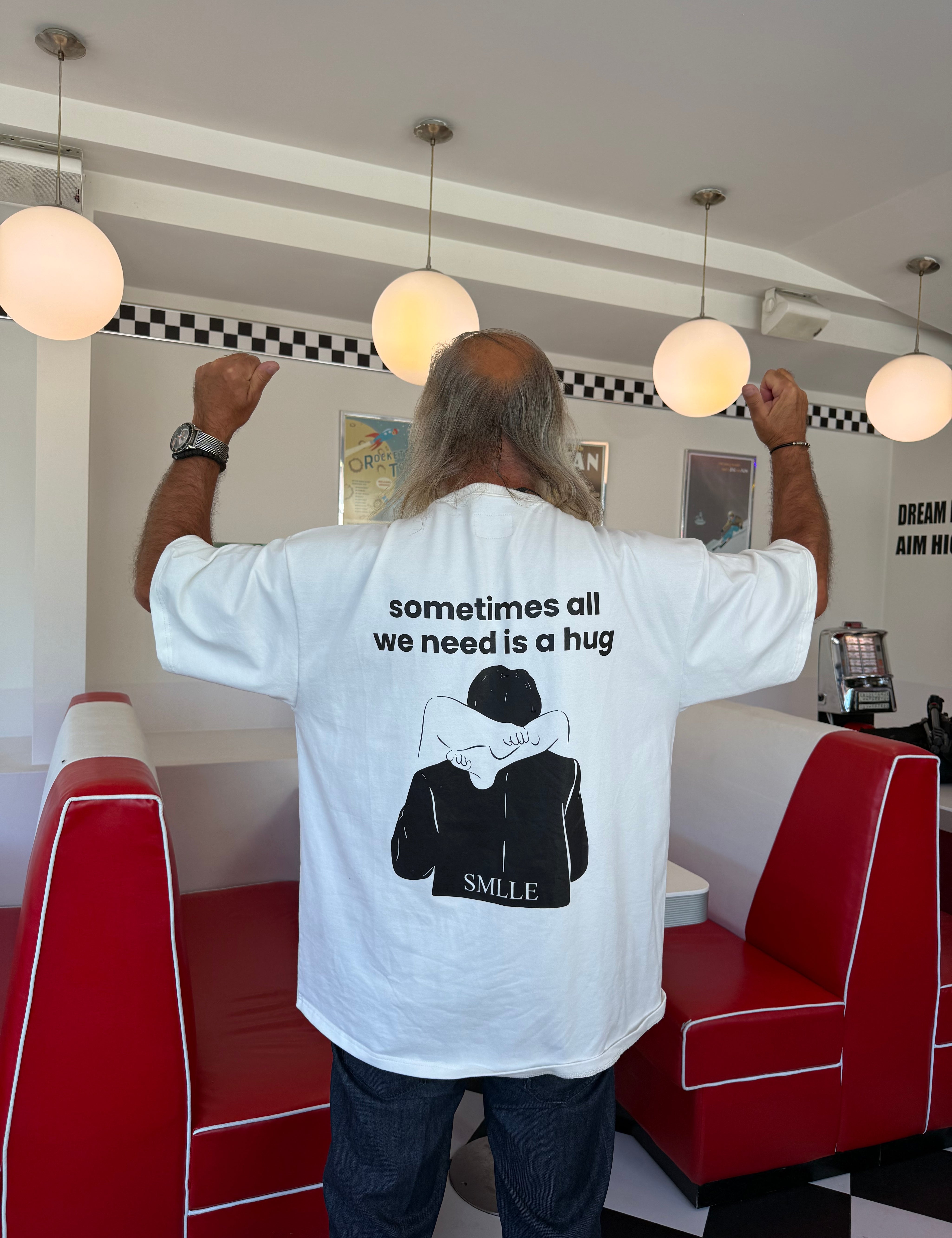 “MR. LONELY” T-SHIRT