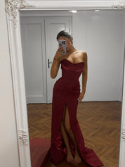 RED CARPET DRESS