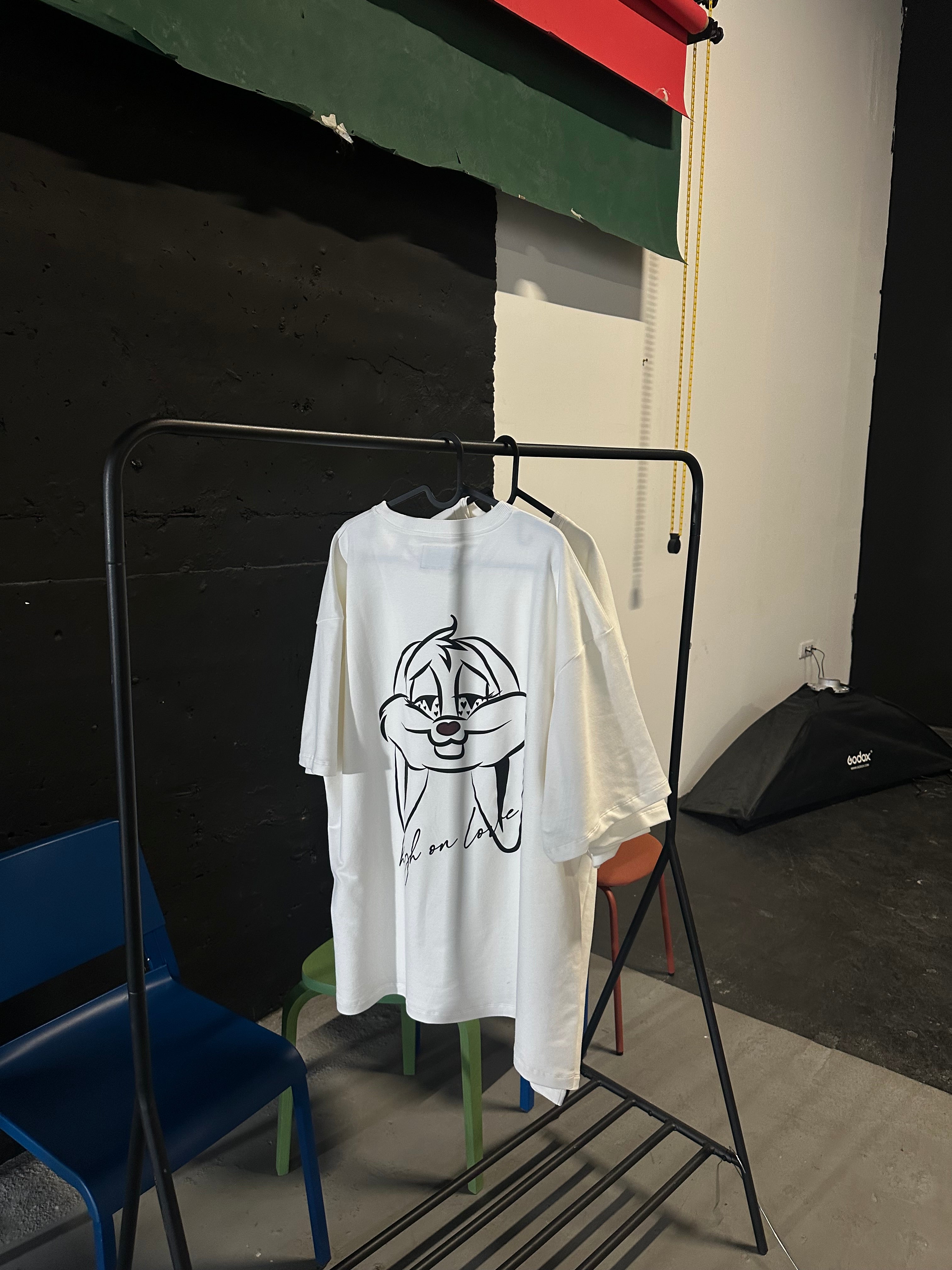“LOLA BUNNY” TSHIRT