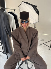 OVERSIZE ODELO SA ZLATNIM NITNAMA