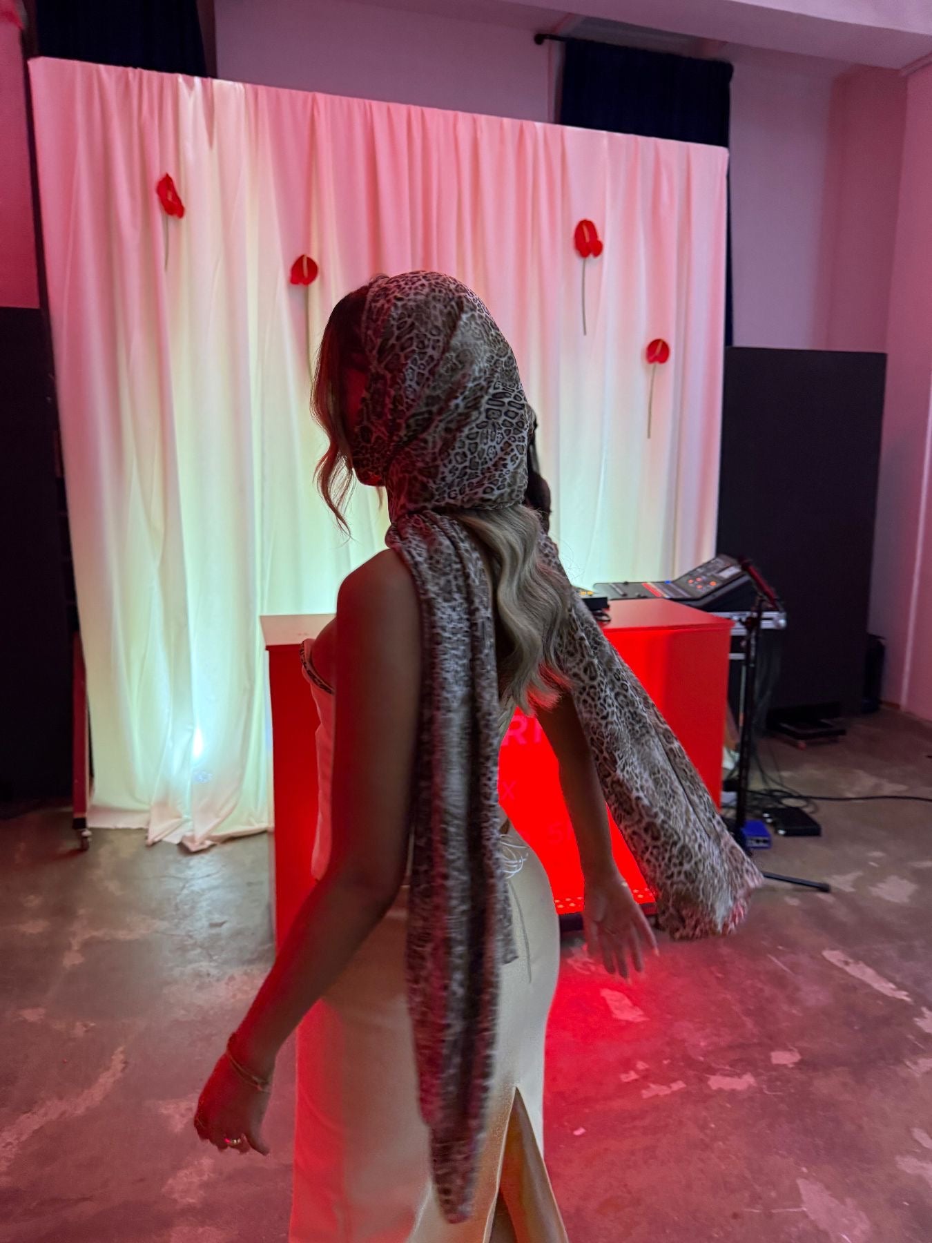 SET SUKNJA-KORSET SA MARAMOM