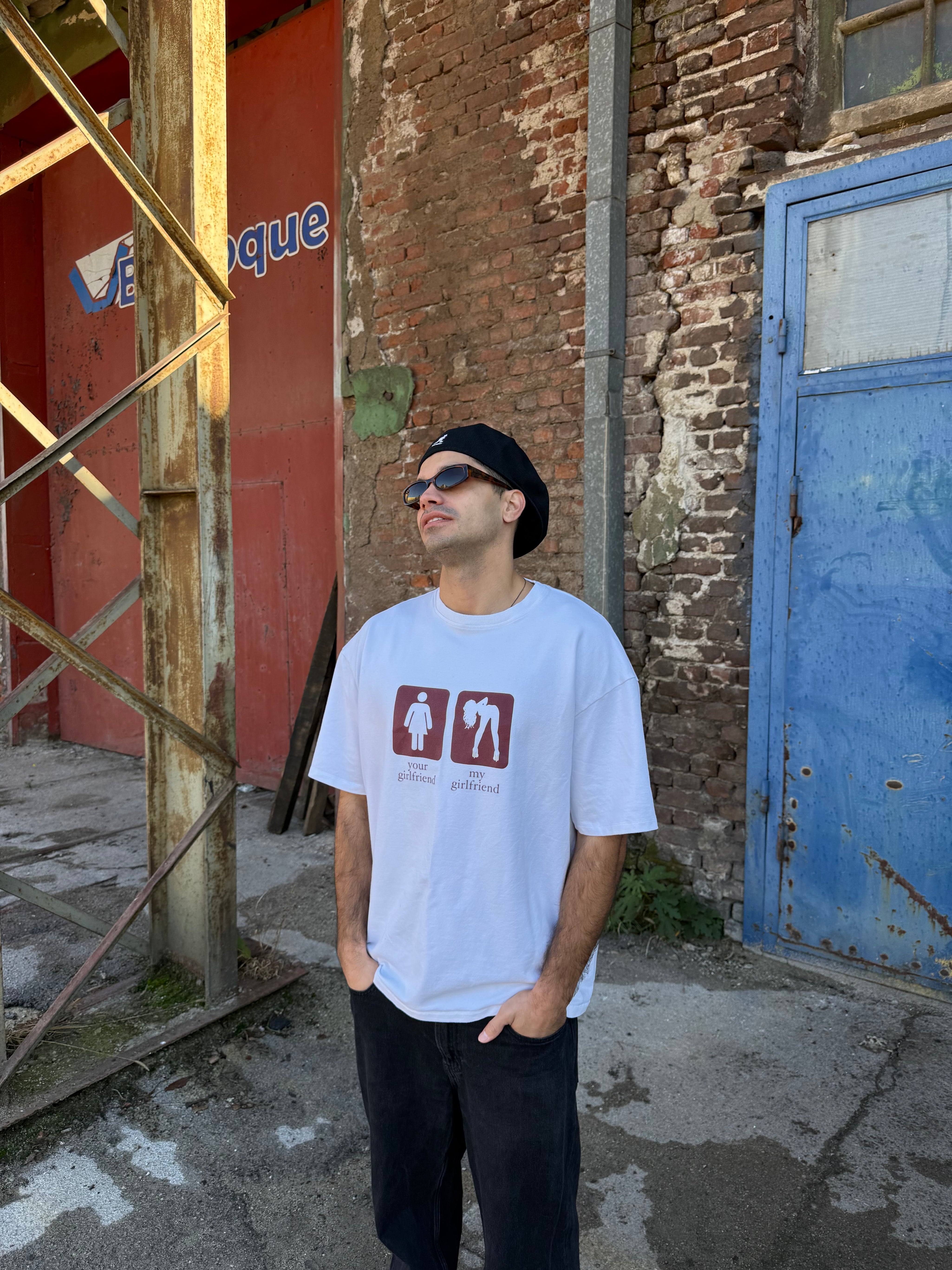 “MY GIRLFRIEND” TSHIRT