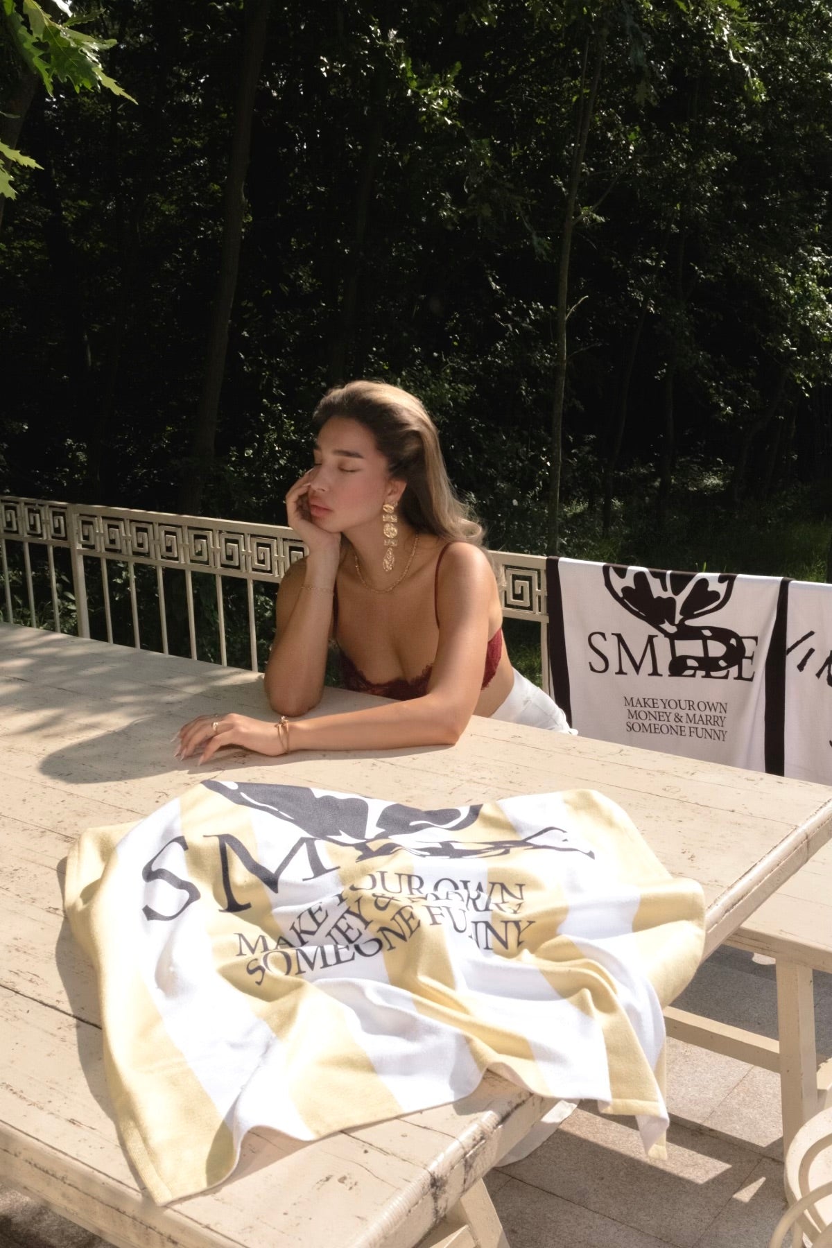 SMLLE TOWELS