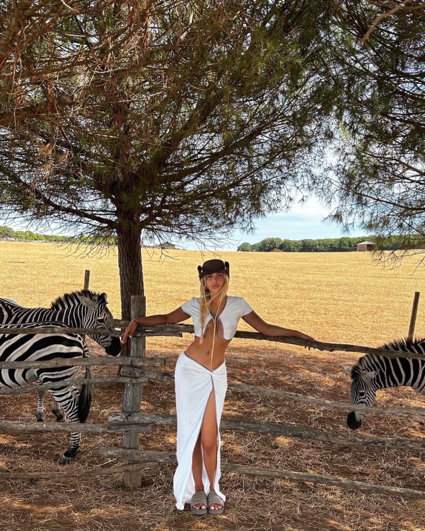 SAFARI TWO-PIECE SET