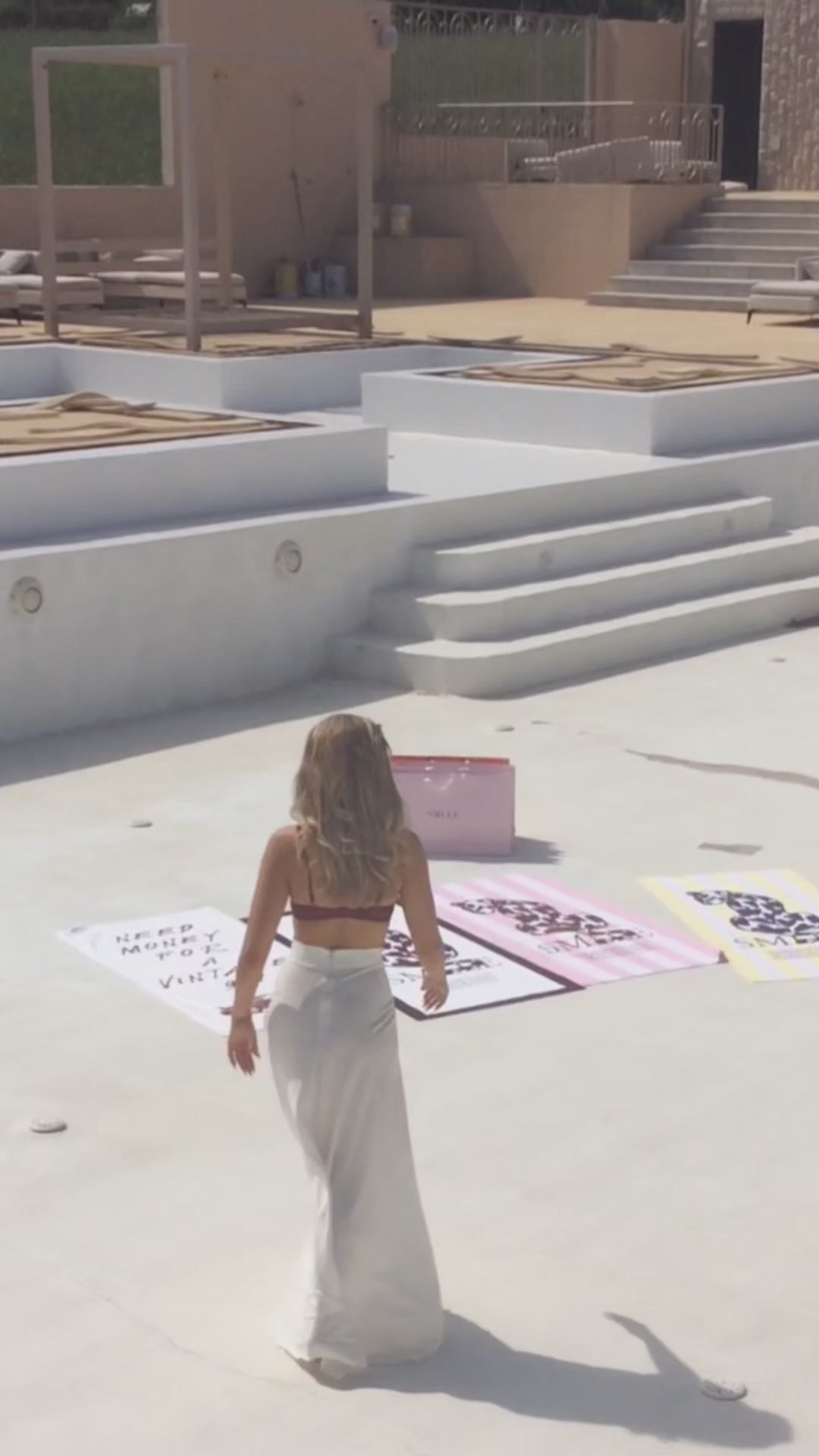 SMLLE TOWELS