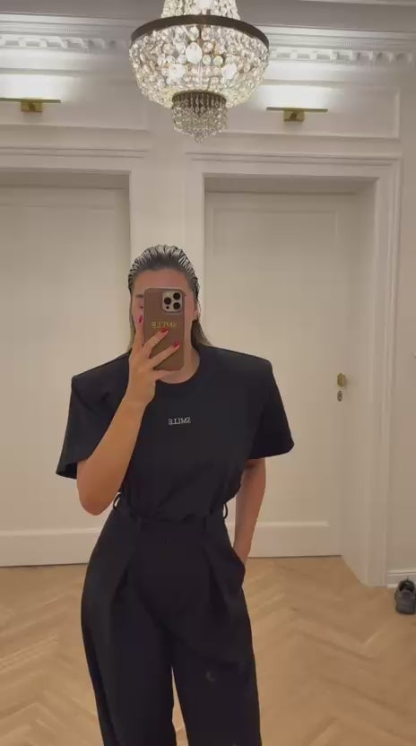 T-SHIRT WITH SHOULDER PADS